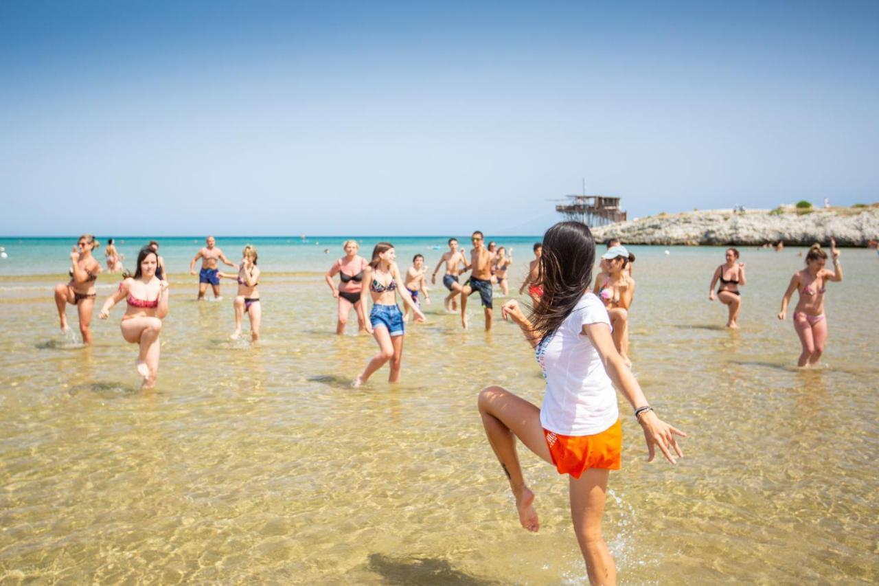Villaggio Baia Della Tufara ヴィエステ エクステリア 写真