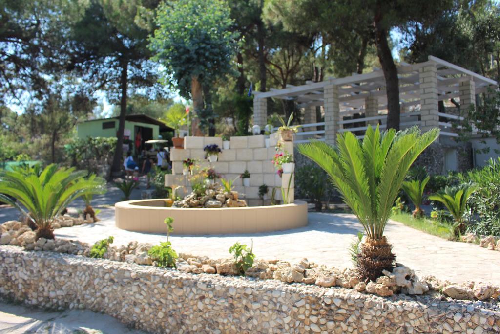 Villaggio Baia Della Tufara ヴィエステ エクステリア 写真